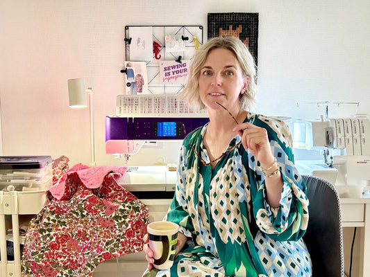 Diana Brænder Muggli: Mester i farverige kreationer og inspirerende Styling